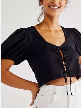 Kitty Tee in Black FREE PEOPLE Size M Vintage Fair, Summer Style, Boho Chic, ECU